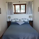 Aparthotel Poloturisticoumbria Rustico Con Piscina Vista *